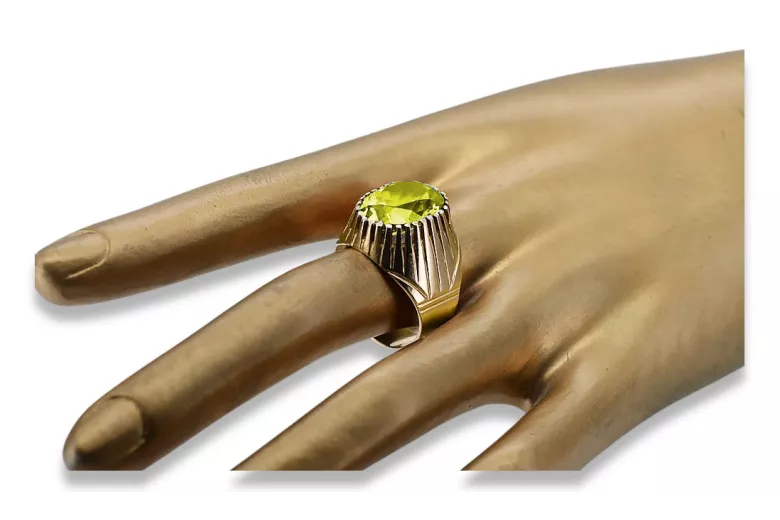 Ring Vintage style Yellow Peridot 14K Yellow gold vrc048y